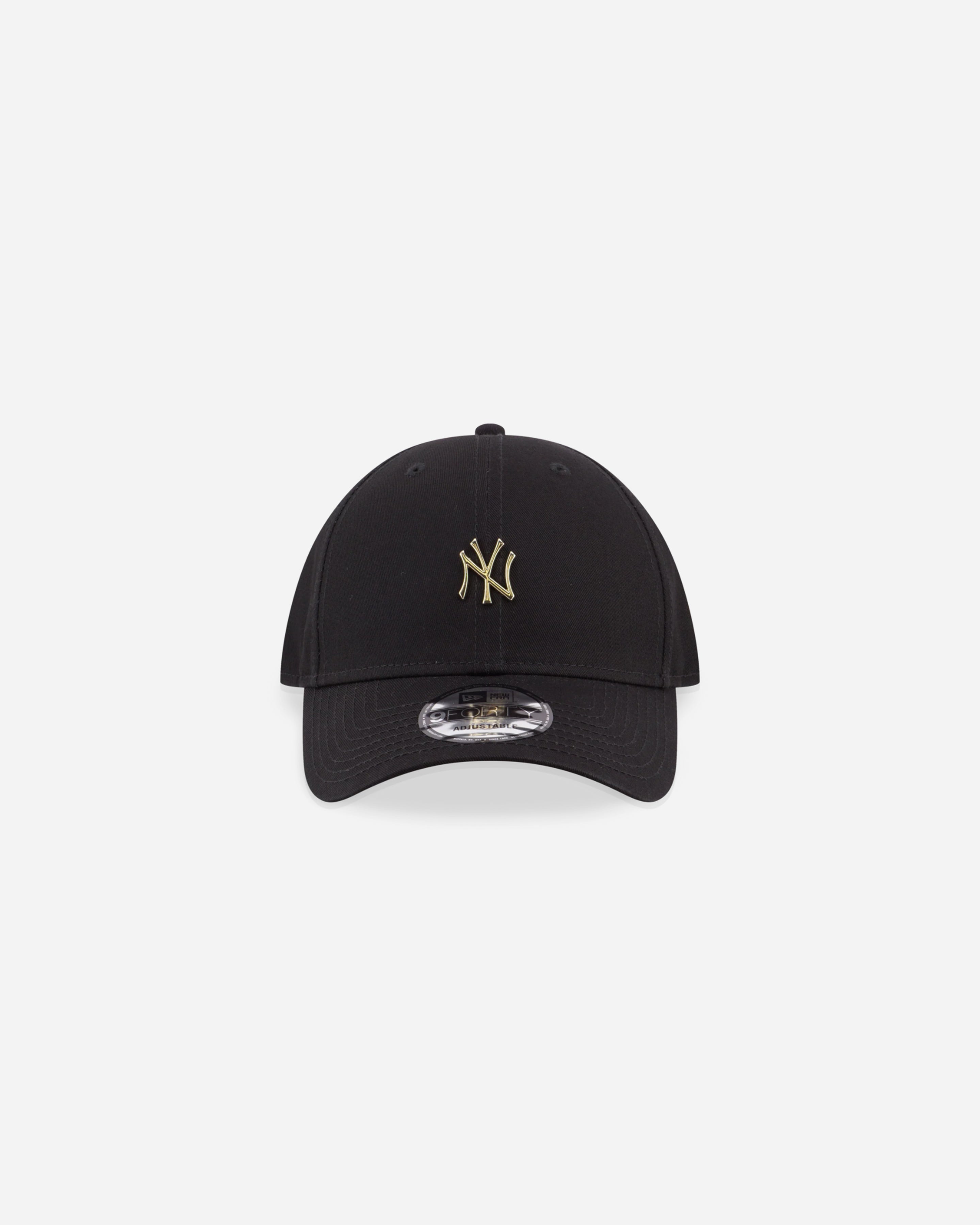 9FORTY NEW YORK YANKEES METAL BADGE GOLD BLACK ADJUSTABLE