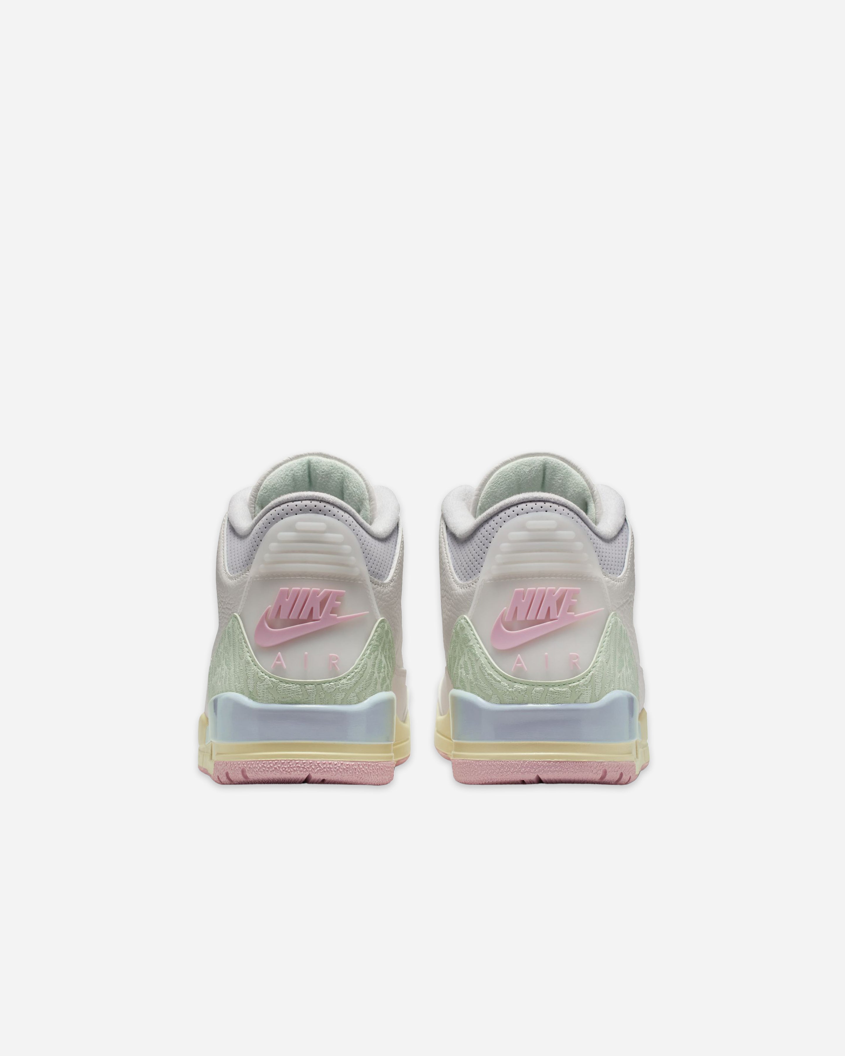AIR JORDAN 3 RETRO OG 'SAIL & JADE AURA'
