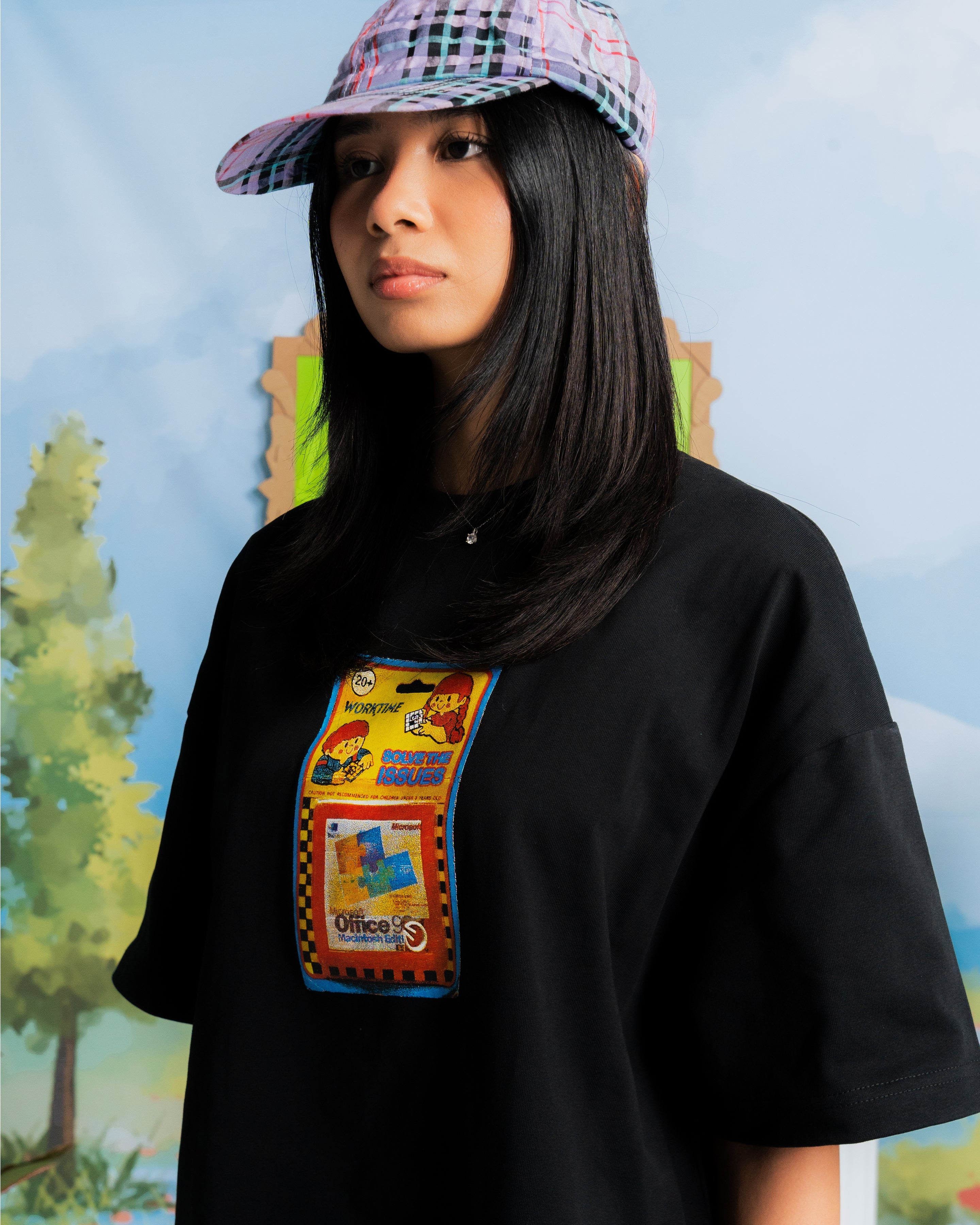 ISSUE TEE BLACK