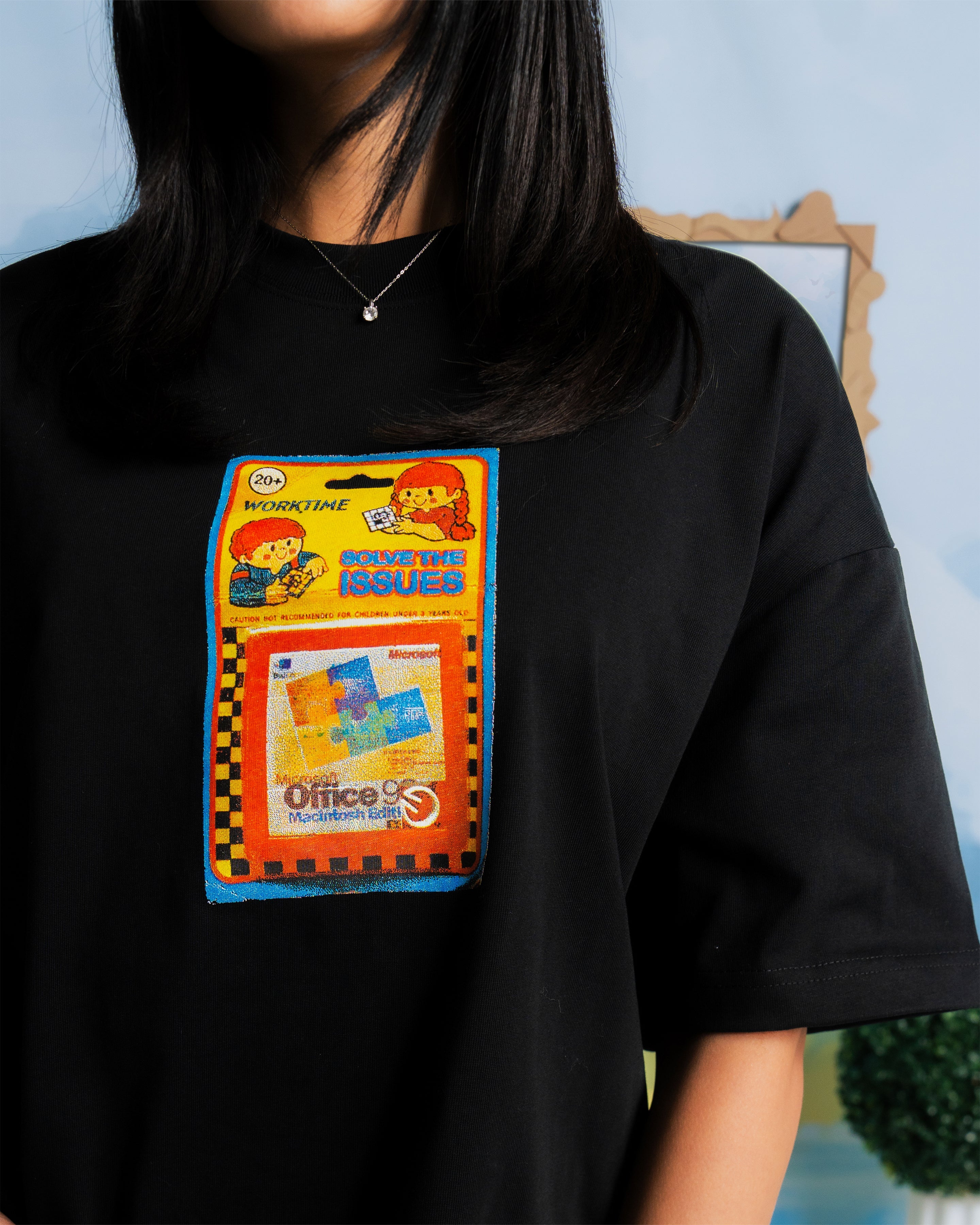 ISSUE TEE BLACK