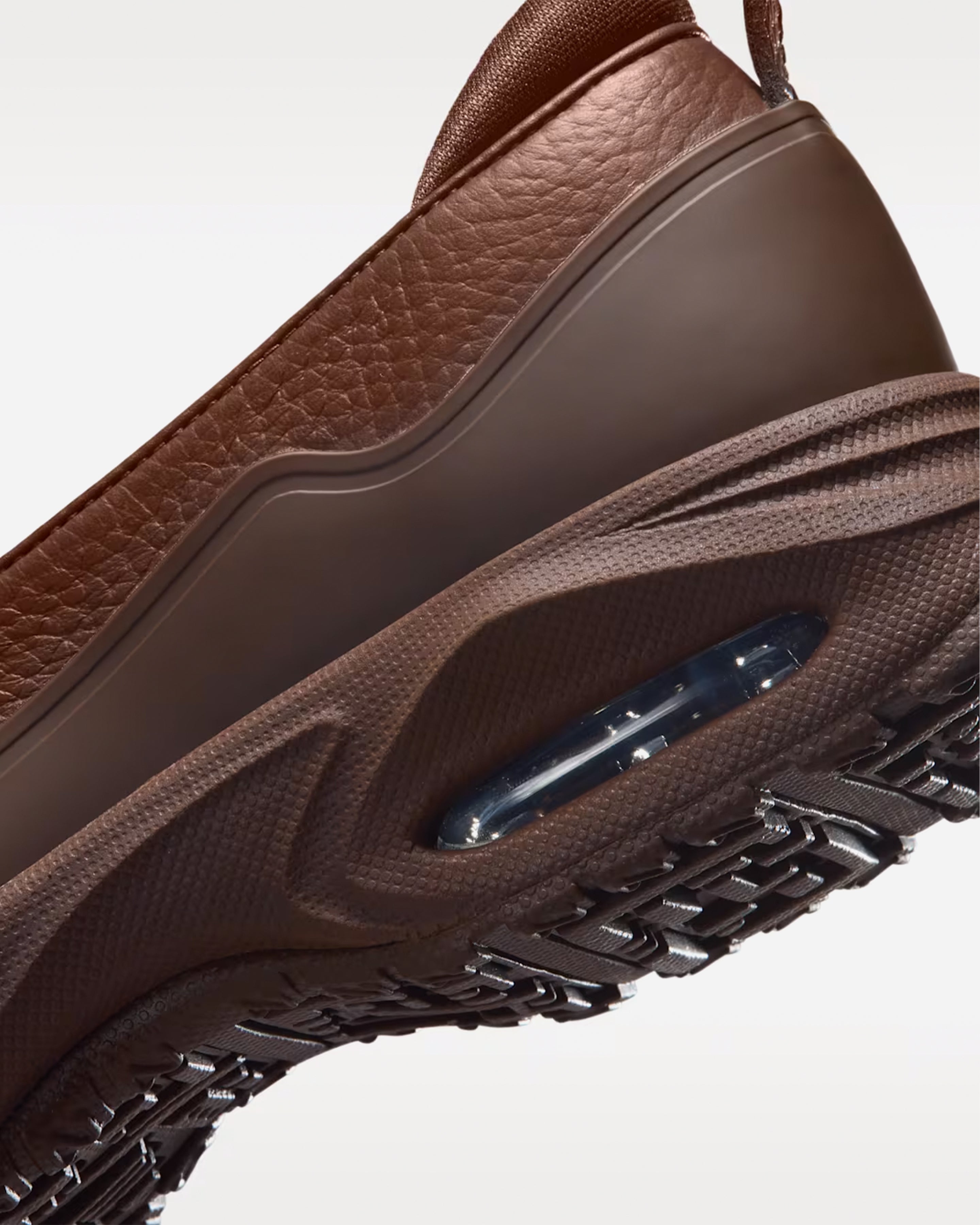 AIR MAX PHENOMENA (WOMENS)