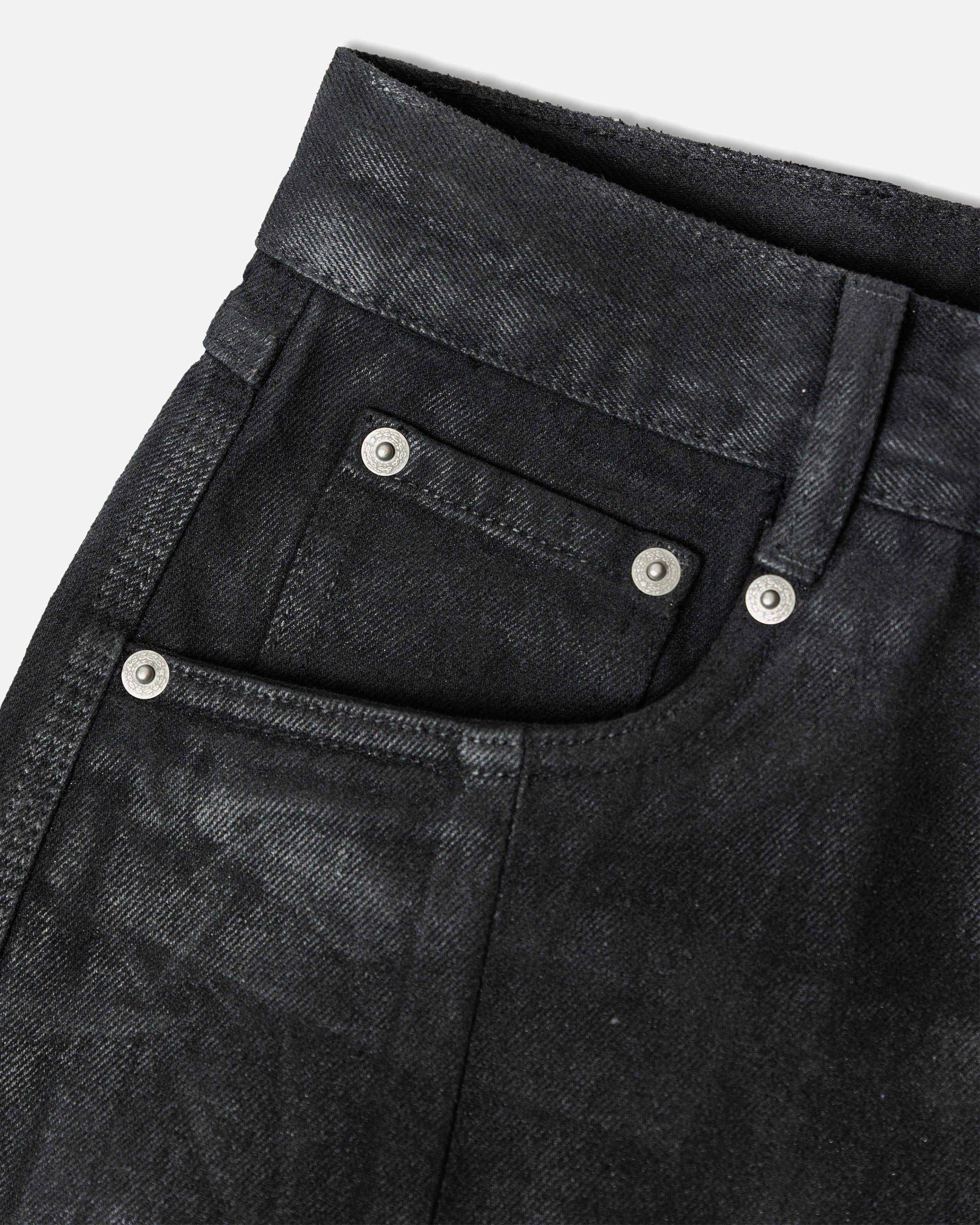 AGAINSTLOVE - X-RAY JEANS