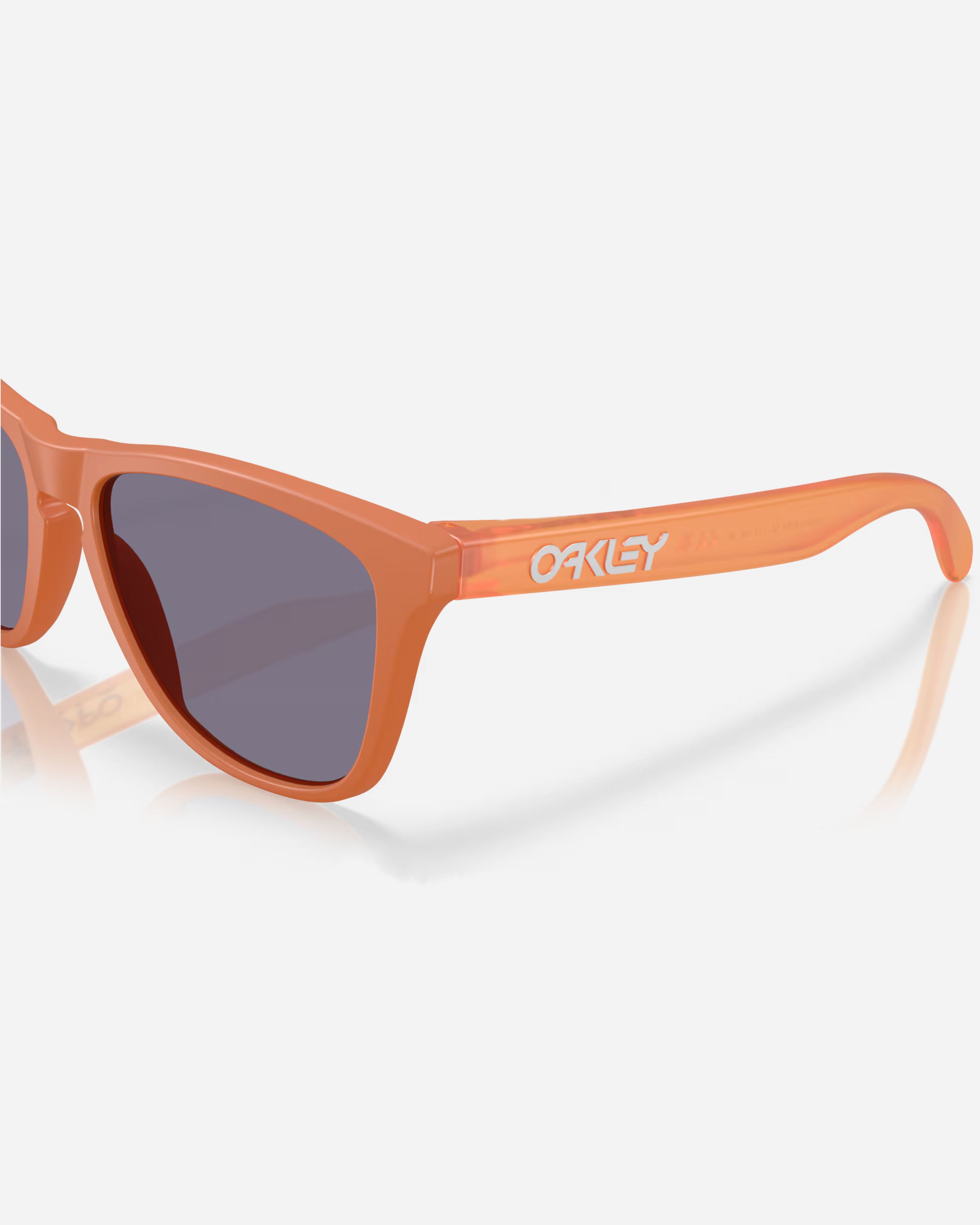 Oakley Frogskins Matte Ginger / Prizm Grey – HUNDRED PERCENT