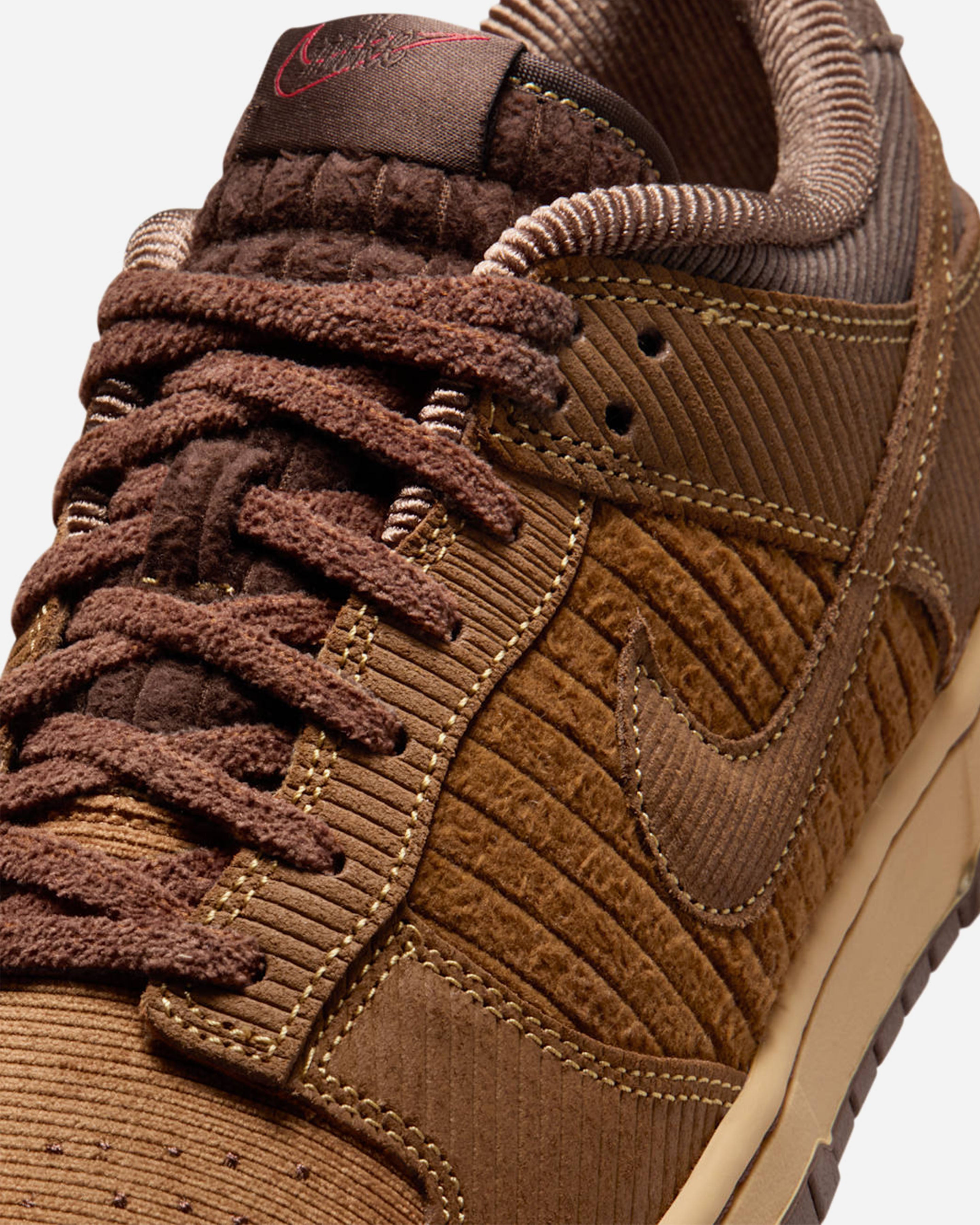 DUNK LOW RETRO PREMIUM