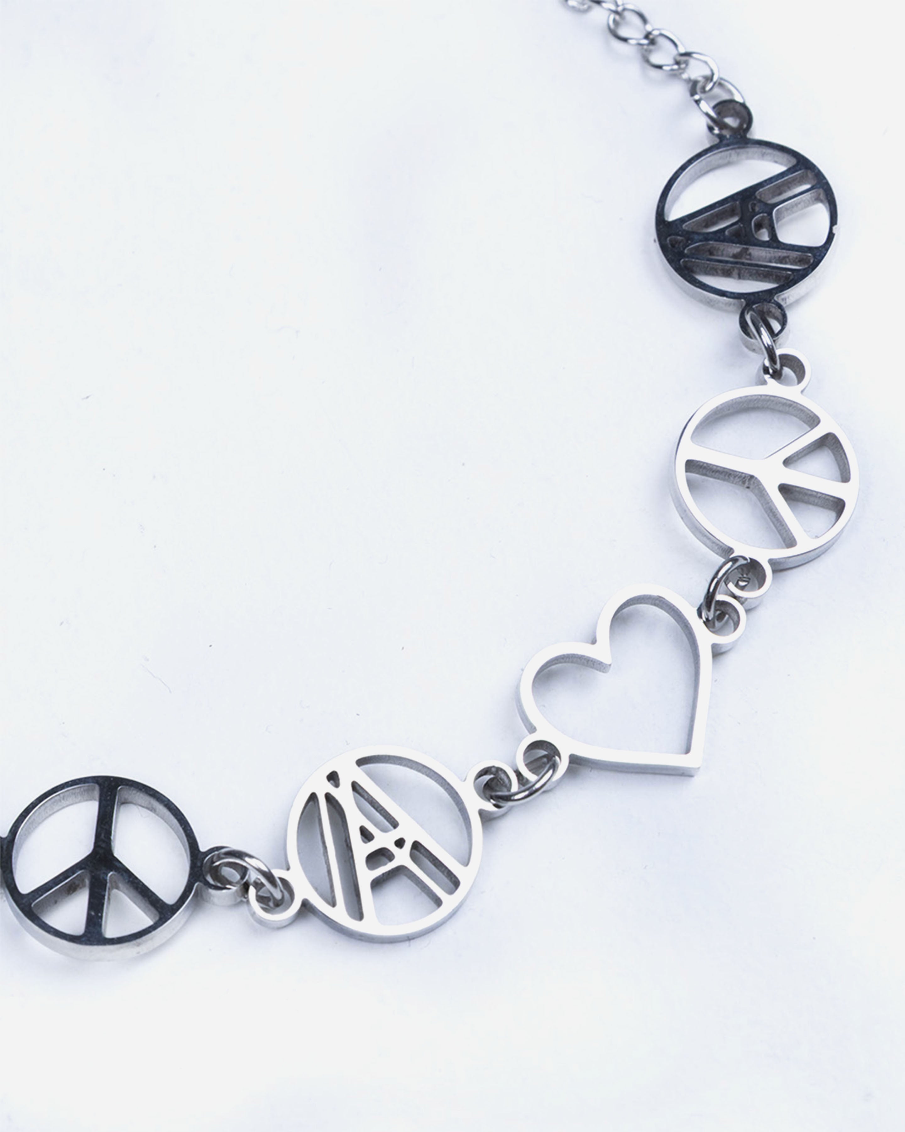 PEACE & LOVE BRACELET
