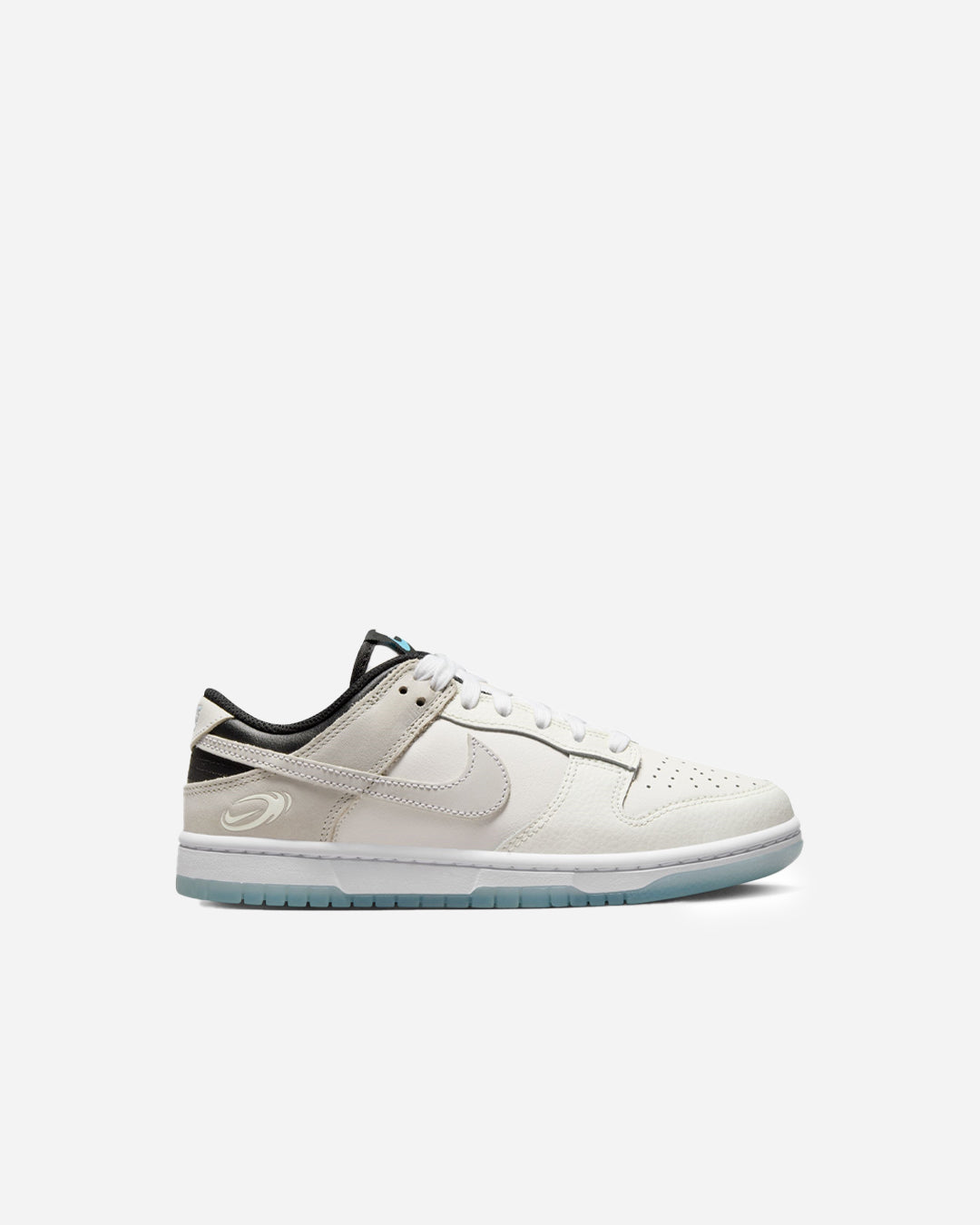 DUNK LOW SE (W)