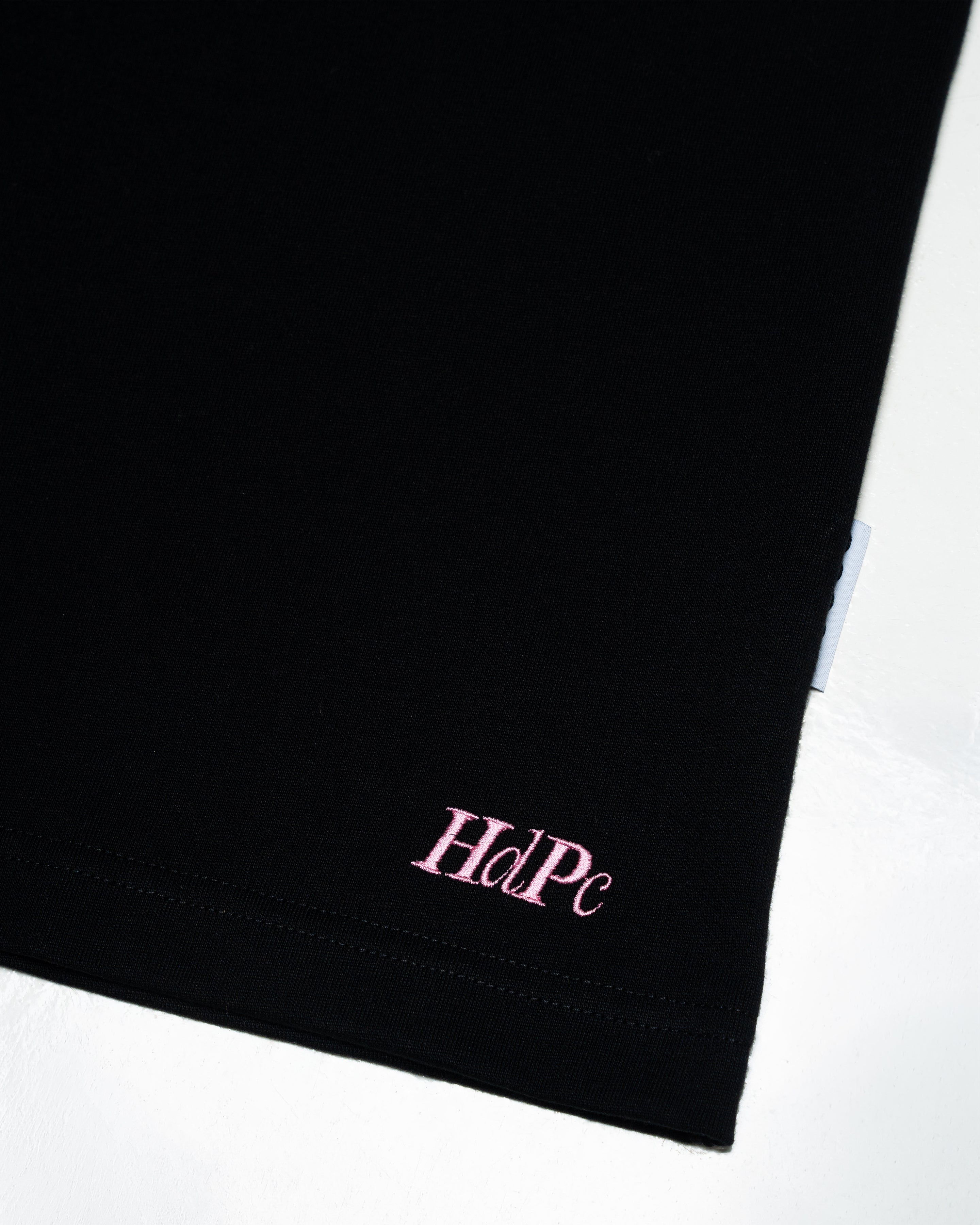 GAPS TEE BLACK